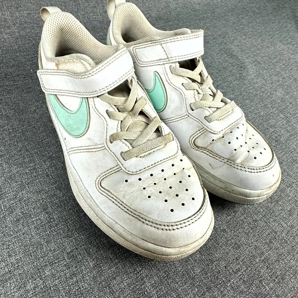Nike Court Borough Low Sneaker Kids US 13.5C White Green Leather Lifestyle Shoes